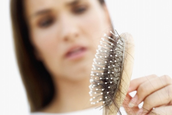 Xét nghiệm ADN bằng tóc không sử dụng các sợi tóc đã rơi rụng.